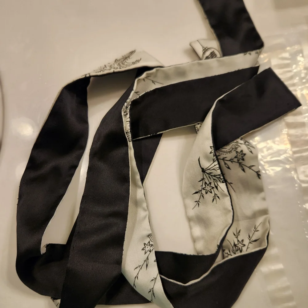 Black Reversible Chinese Satin Robe Dragon Embroidery Narii Vtg Size XL #QQ1041 - Picture 9 of 9